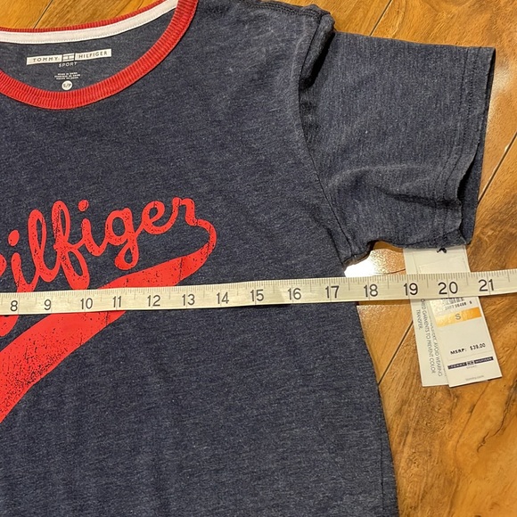 New with tag NWT size small Tommy Hilfiger T-shirt size small - Picture 7 of 12